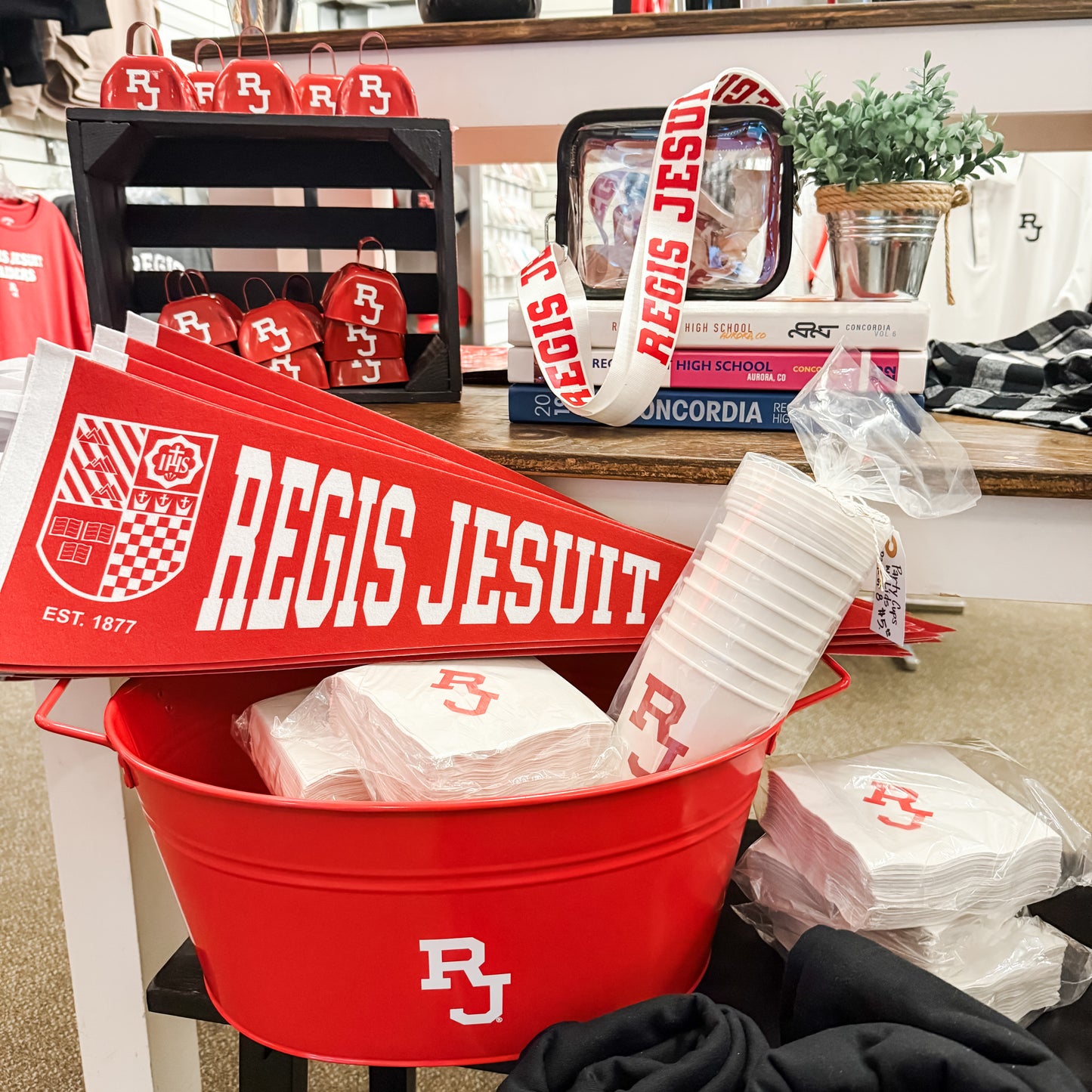 Oval Metal Drink Tub